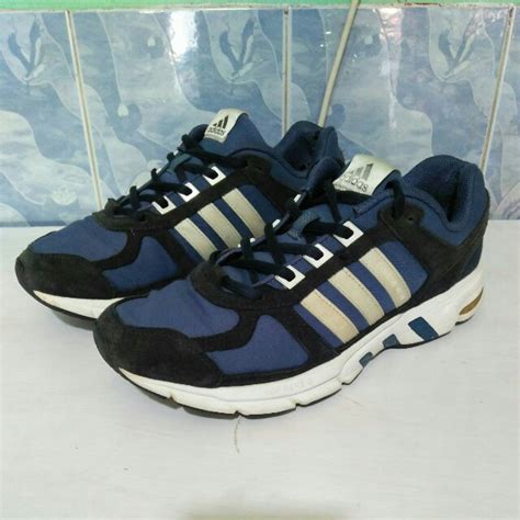 harga sepatu adidas adiprene made in china